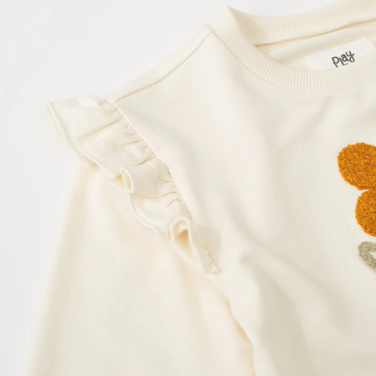 Daisy Flutter Crewneck