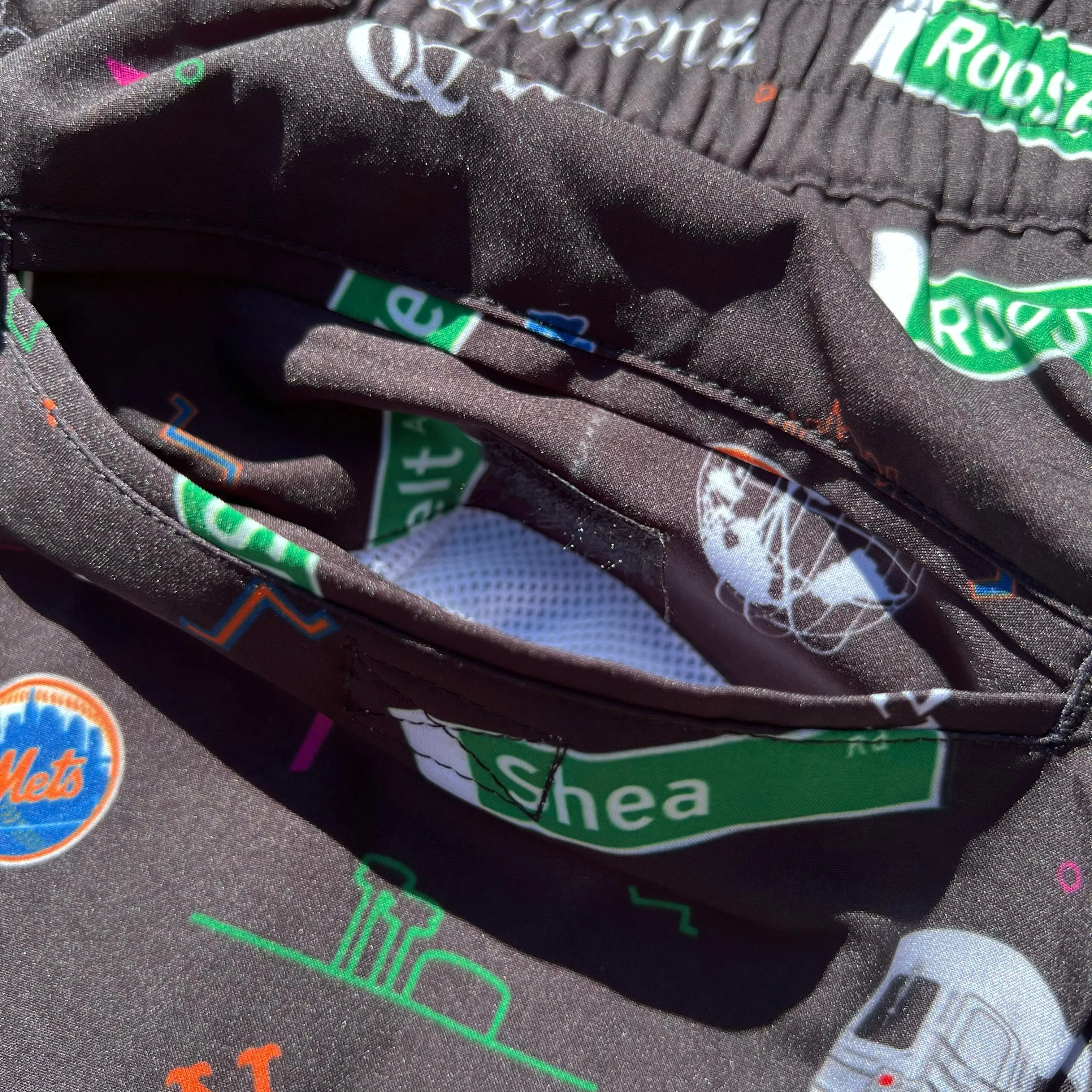 Mets "QUEENSBORO" shorts | Black