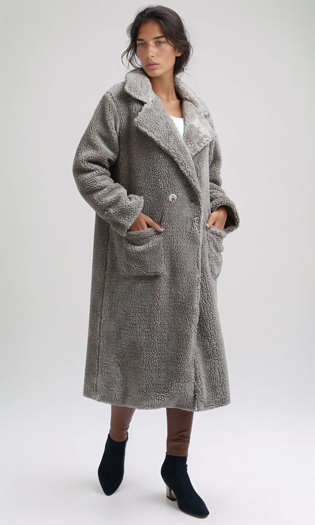O194915 - Regular Fit Faux Fur Coat - Coffee